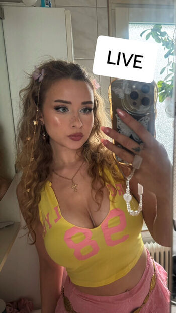 Yaboielina page leaked private photo uncensored HD quality