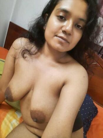 Yajna seni  page leaked private photo uncensored HD quality