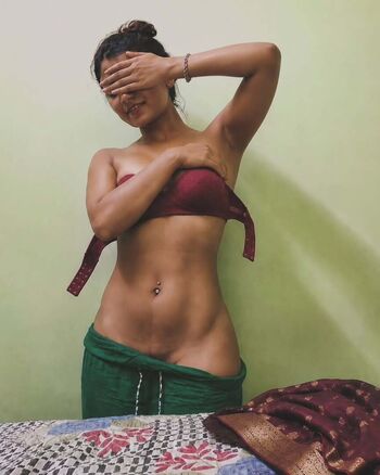 Yajna seni leaked private photo uncensored HD quality