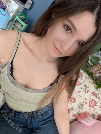 Yasemin leaked private photo uncensored HD quality