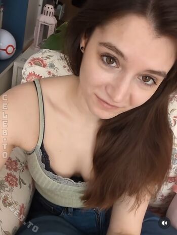Yasemin leaked private photo uncensored HD quality