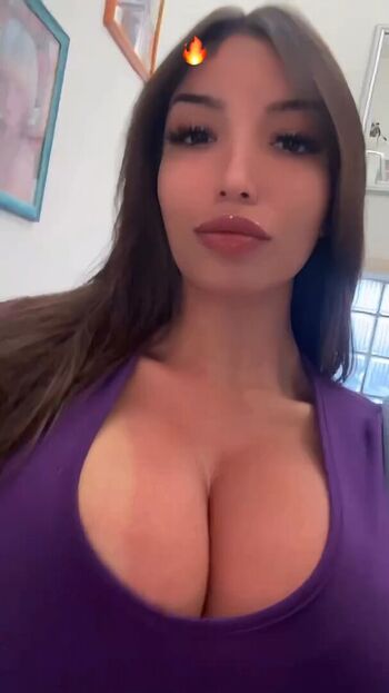 Yasmine nigiotti leaked private photo uncensored HD quality