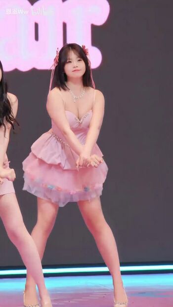 Yingxiu xyz page leaked private photo uncensored HD quality