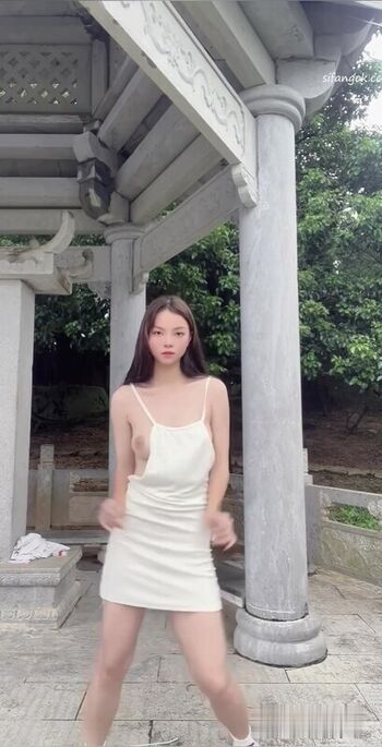Yingxiu xyz page leaked private photo uncensored HD quality