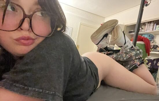 Yourmomsmarsbar page leaked private photo uncensored HD quality