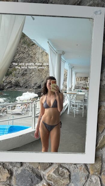 Yvettesegan leaked private photo uncensored HD quality