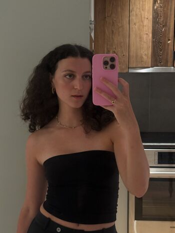 Yvettesegan leaked private photo uncensored HD quality