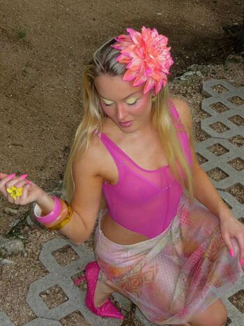 Zara larsson  page leaked private photo uncensored HD quality