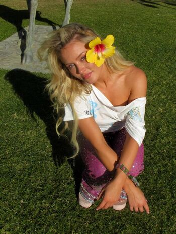 Zara larsson  page leaked private photo uncensored HD quality