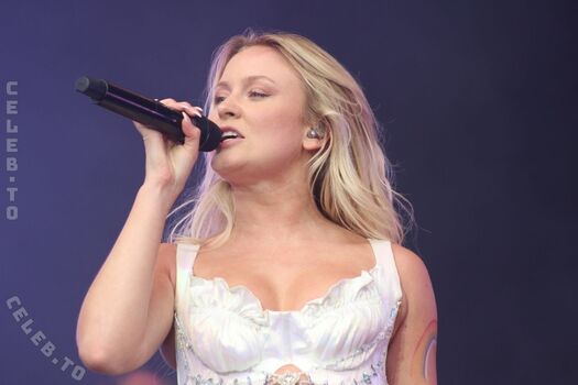 Zara larsson  page leaked private photo uncensored HD quality