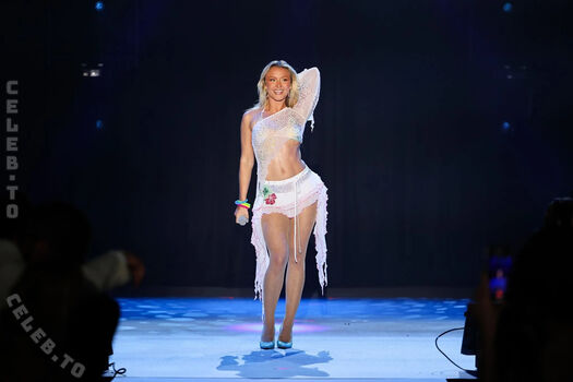 Zara larsson  page leaked private photo uncensored HD quality