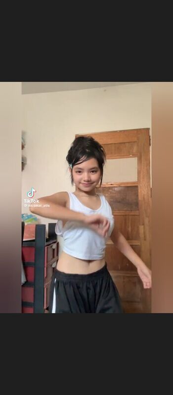 Zelynics leaked private photo uncensored HD quality