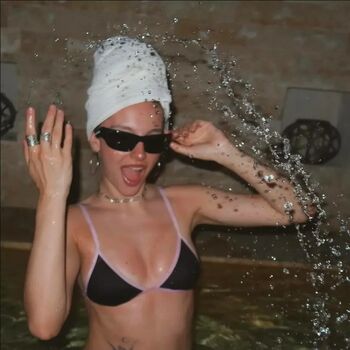 Zeynep sude oktay leaked private photo uncensored HD quality