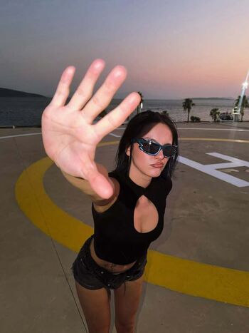 Zeynep sude oktay leaked private photo uncensored HD quality