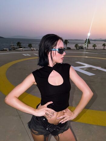 Zeynep sude oktay leaked private photo uncensored HD quality