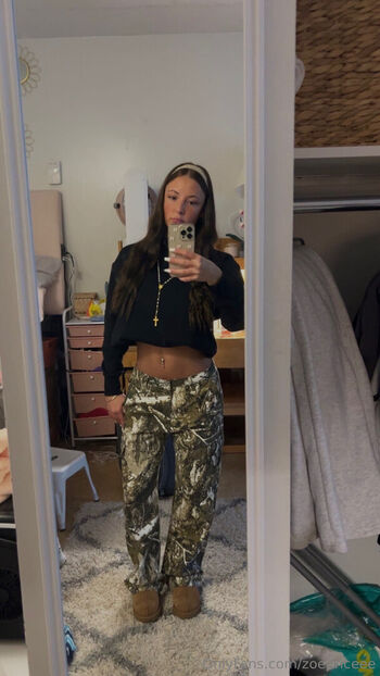 Zoepriceee leaked private photo uncensored HD quality