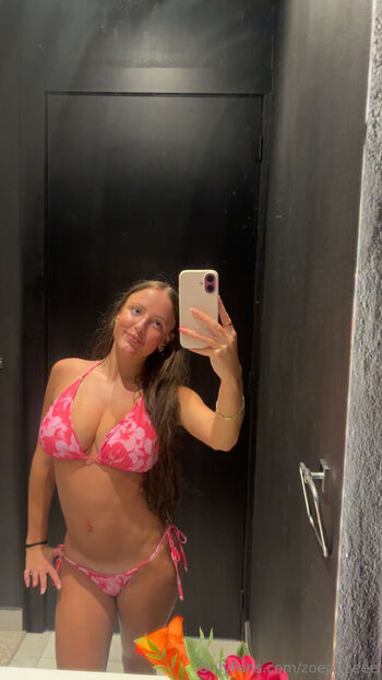 Zoepriceee leaked private photo uncensored HD quality