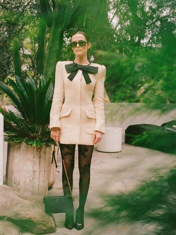 Zoey deutch page leaked private photo uncensored HD quality